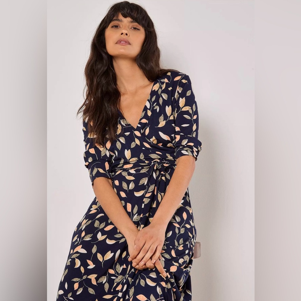 Apricot 🍑- Multi Colored Leaf Dress
